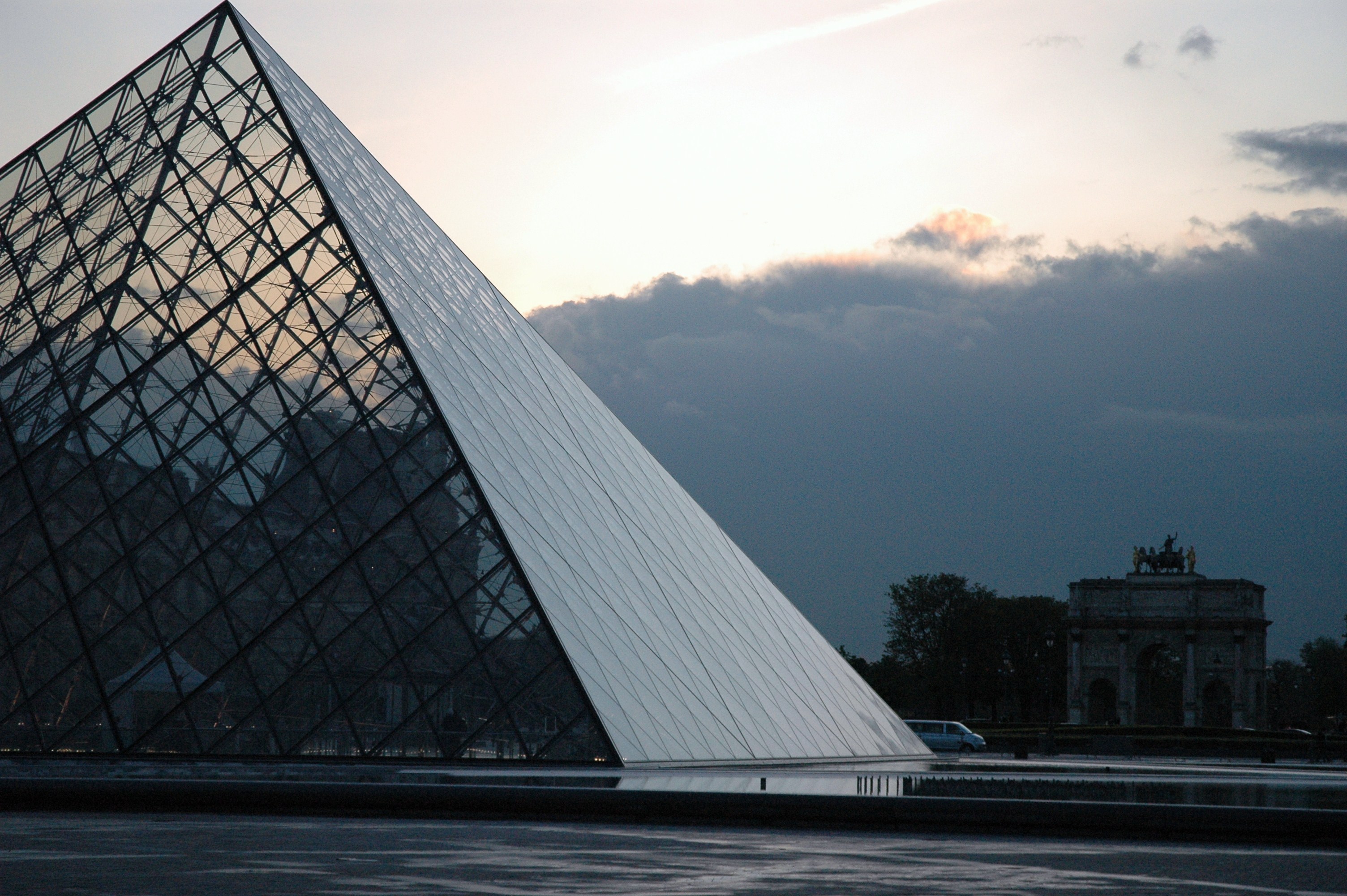fyso08-188 Louvre
